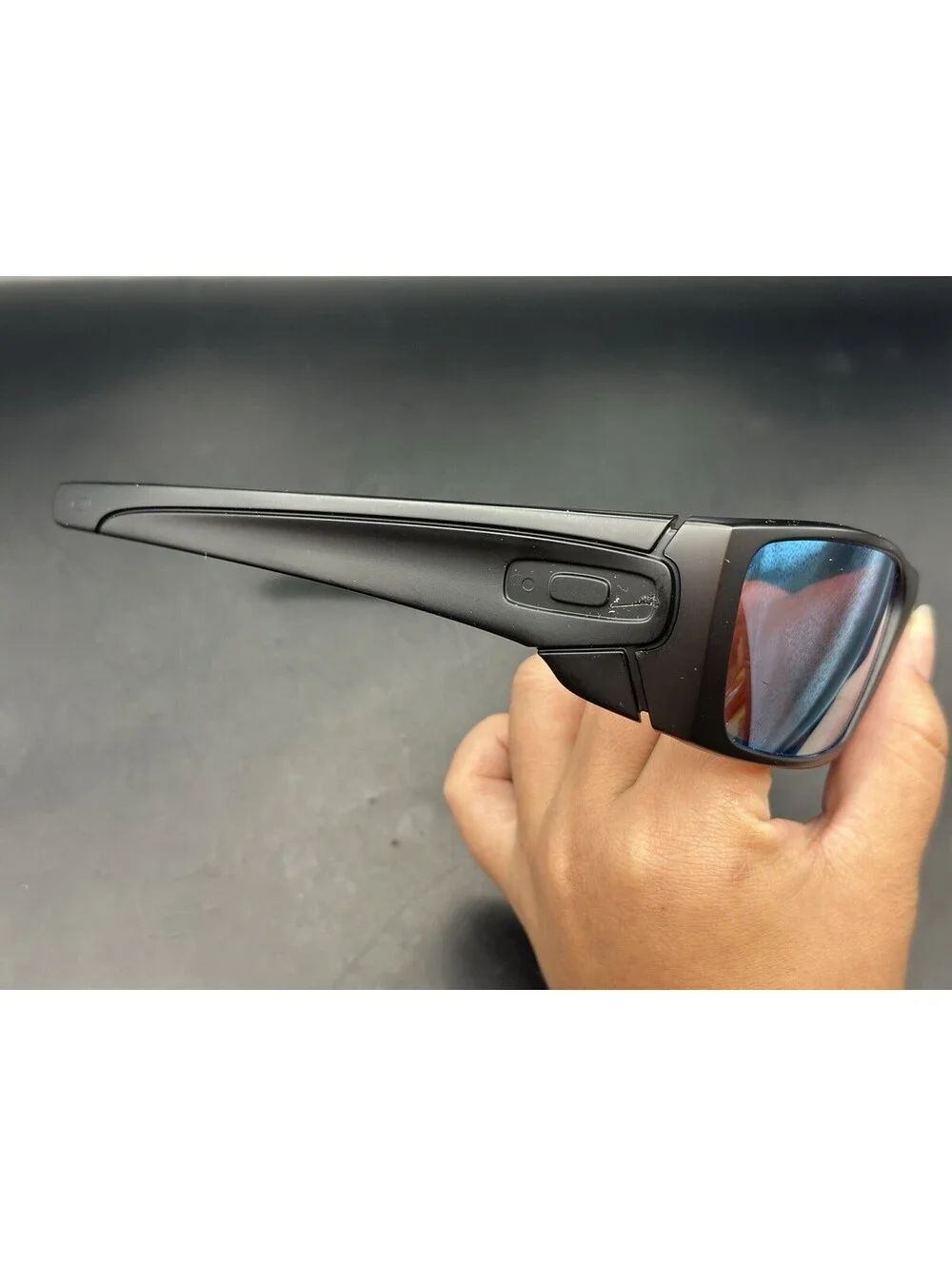 Oakley Fuel Cell Matte Black w/ Deep Water Polarized  Lenses(Gunmetal Icons)